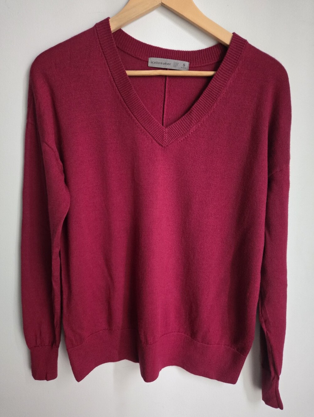 ICEBREAKER Women's V-Neck Wool Sweater in Berry